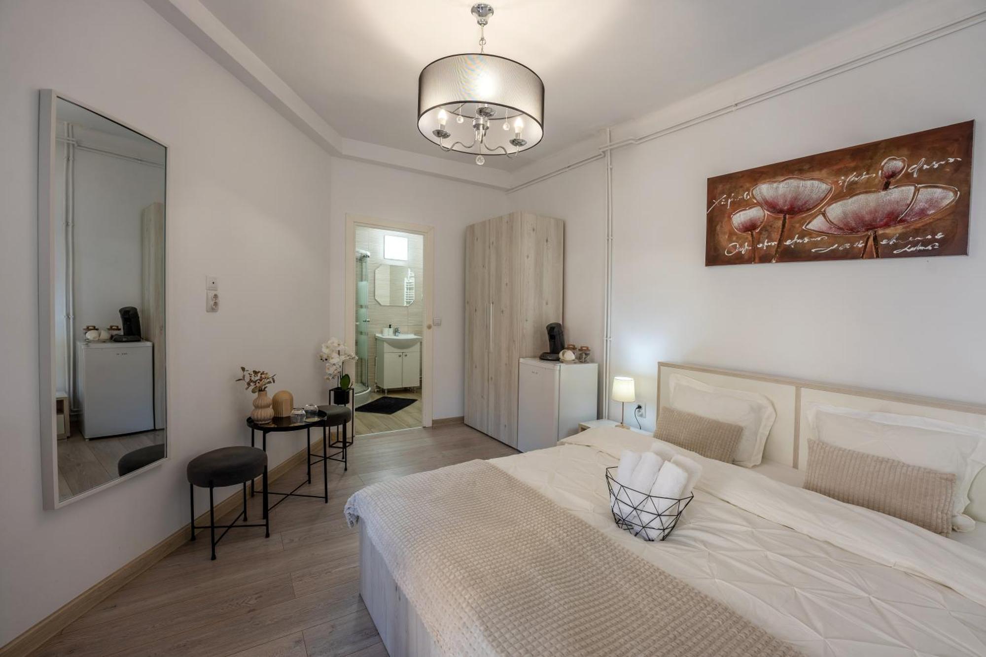 Central Amelie Accommodation Sighisoara Bagian luar foto